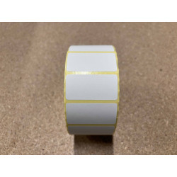 Topcoated etiketten 51x25mm 2.580 etiketten op rol